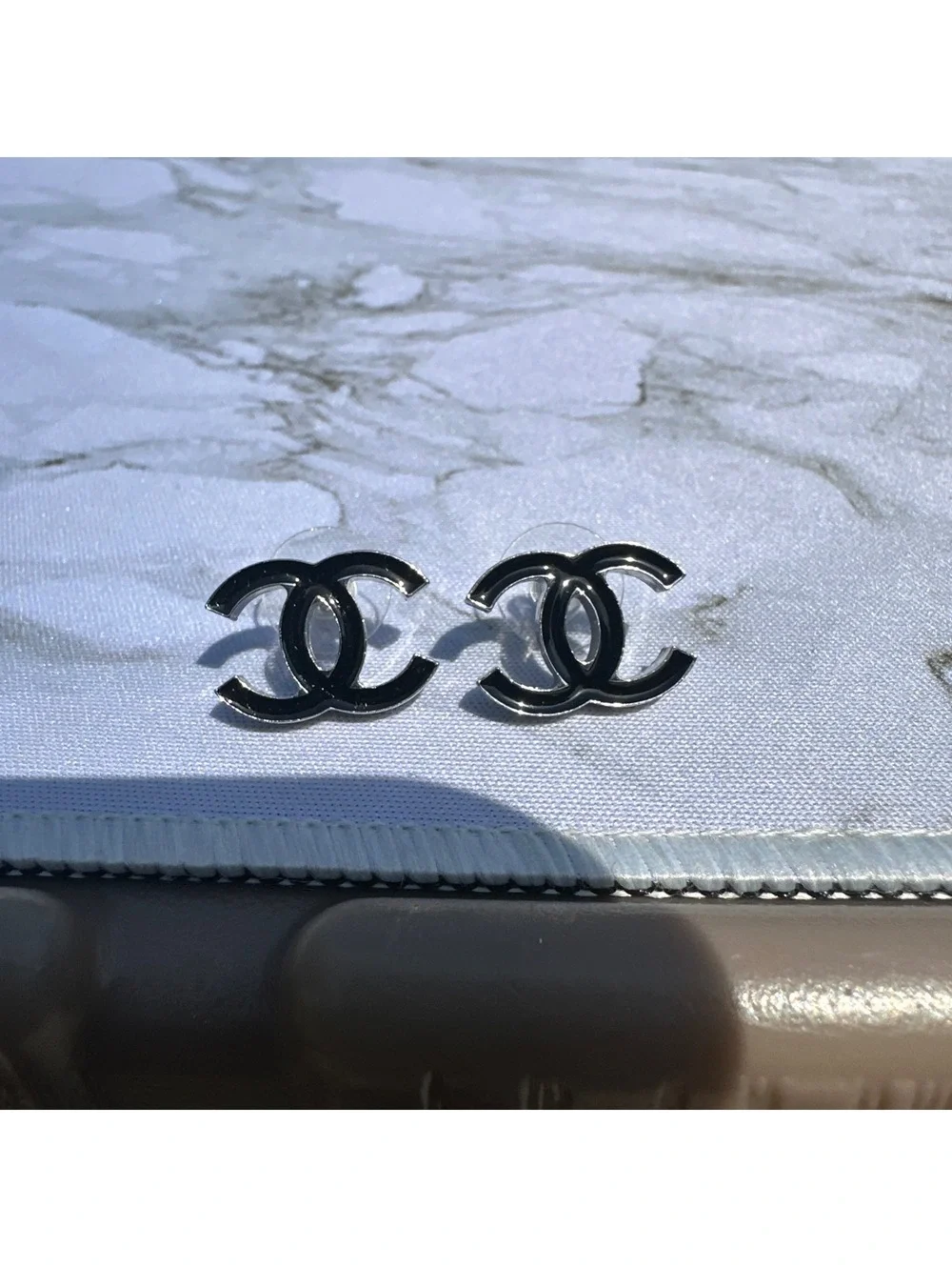 Chanel 05A CC Logo Earrings Black Enamel Silver Tone France